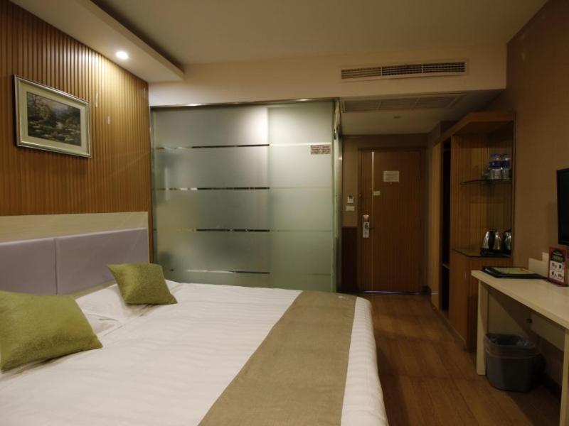 Greentree Inn Wenzhou Lucheng Xiaonanmen Express Hotel Экстерьер фото